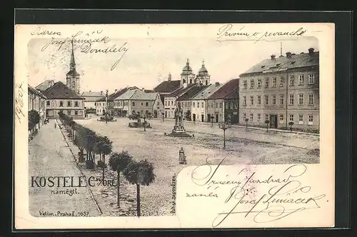 AK Adler Kosteletz / Kostelec nad Orlici, Marktplatz mit Denkmal