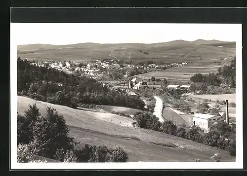 AK Val. Klobouky, Ortsansicht aus der Ferne mit Umgebung