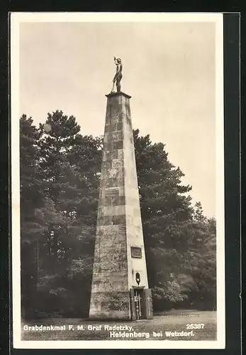 AK Wetzdorf, Blick auf Grabdenkmal