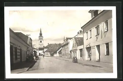 AK Dobruska, Strassenpartie mit Restaurant