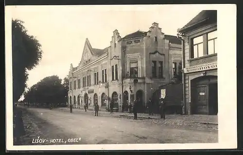 AK Lisov, Hotel Obec an der Hauptstrasse