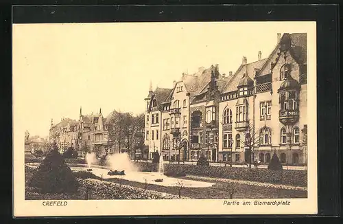 AK Krefeld, Partie am Bismarckplatz mit Springbrunnen