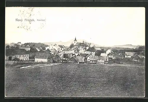 AK Nový Hrádek, Namesti