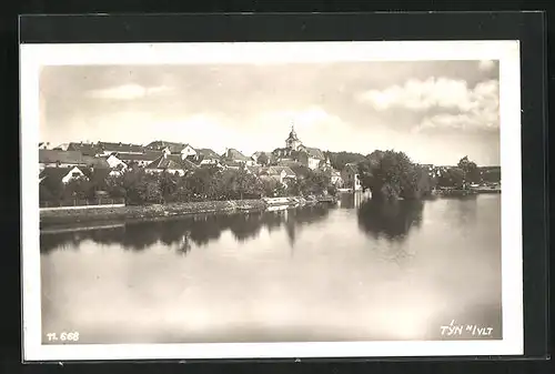 AK Týn n. Vlt., Blick über den Fluss zum Ort