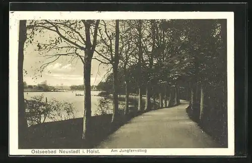 AK Neustadt i. Holst., Am Jungfernstieg