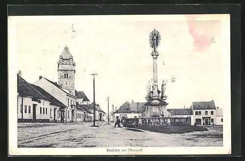 AK Dacice na Morave, Hauptplatz mit Denkmal