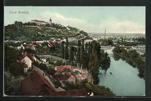 AK Nové Benátky, Wohnviertel am Fluss