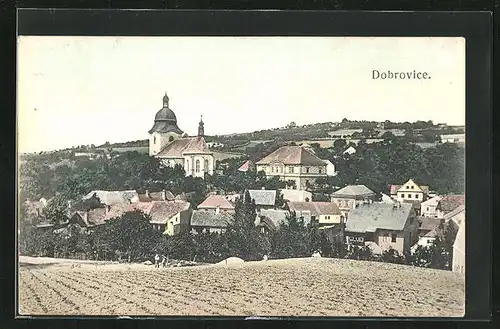 AK Dobrovice, Teilansicht der Stadt mit Kirche