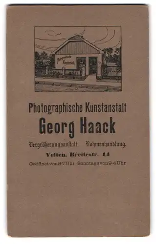 Fotografie Georg Haack, Velten, Ansicht Velten, Geschäftshaus - Foto-Atelier Breitestr. 44, Rückseitig Uffz. Portrait