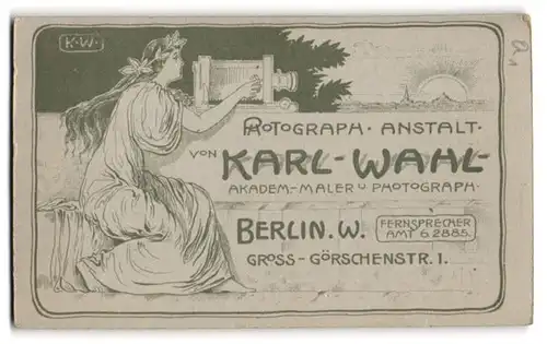 Fotografie Karl Wahl, Berlin, Gross-Görschenstr. 1, Dame - Fotografin mit Plattenkamera, Rückseitig Mädchen Portrait