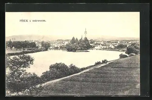 AK Pisek, s ostrovem, Totalansicht mit Kirche