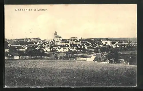 AK Datschitz i. Mähren, Ortsansicht mit Kirche