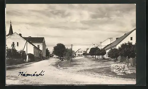 AK Nadejkov, Namesti