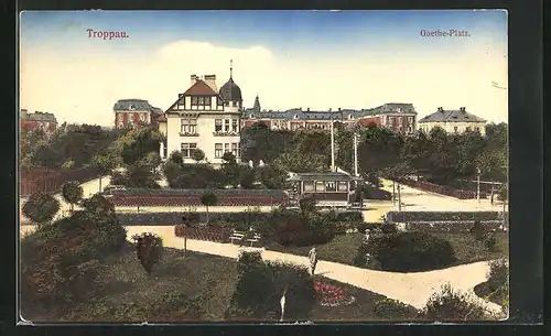 AK Troppau, Goethe-Platz mit Strassenbahn