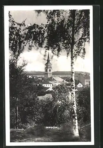 AK Dobruska, Ortspartie mit Hotel und Uhrenturm