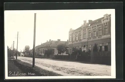 AK Mor. Zeletava, Strassenpartie im Ort