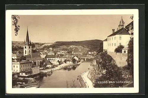 AK Ledec nad Sazavou, Flusspartie mit Blick zur Kirche