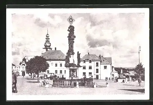 AK Stadt Saar, Denkmal auf dem Hauptplatz