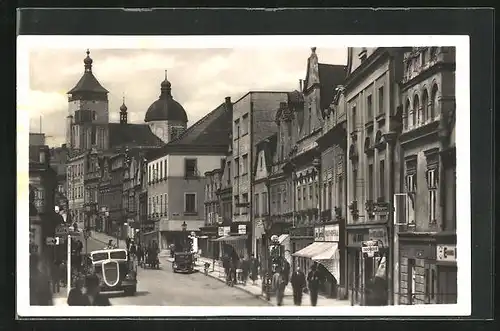 AK Havlickuv Brod, Belebte Strassenpartie