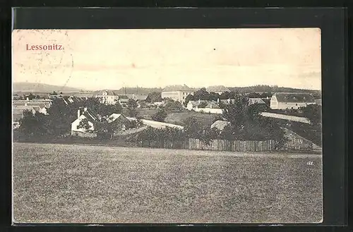 AK Lessonitz, Gesamtansicht vom Ort mit Umgebung