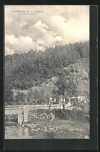 AK Kamenice n. Lípou, Bachpartie mit Brücke