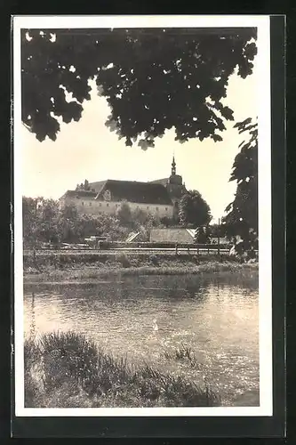 AK Dacice, Frantiskansky klaster