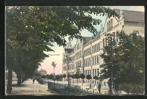 AK Pössneck i. Th., Strassenpartie an der Bürgerschule
