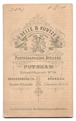 Fotografie Selle & Kuntze, Potsdam, Scdhwertfegerstrasse 14, Portrait Ulan im 1.Garde-Ulanen-Regiment