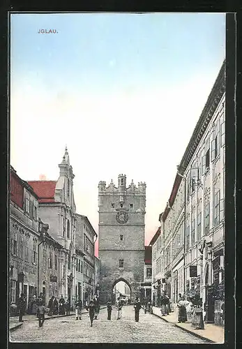 AK Iglau, Strasse Frauengasse mit Frauentor