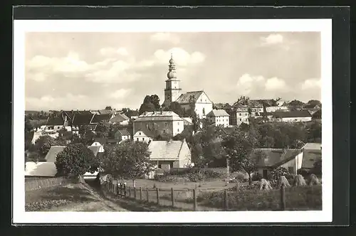 AK Mesto Zdar, Teilansicht des Ortes mit Kirche