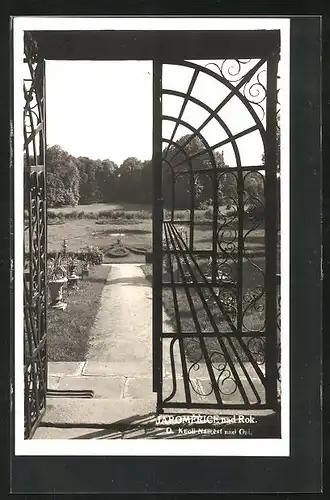 AK Jaromeritz /Jaromerice, Blick durch ein schmiedeeisernes Tor in einen Garten