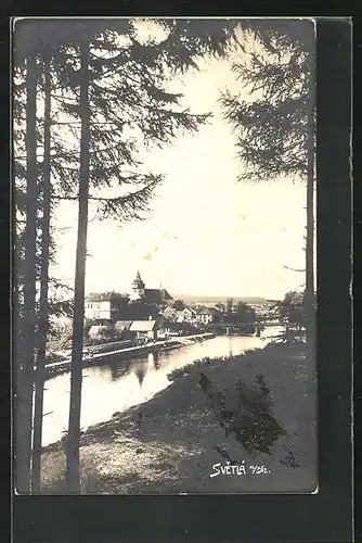AK Svetlá n. Sáz., Blick über den Fluss zur Stadt