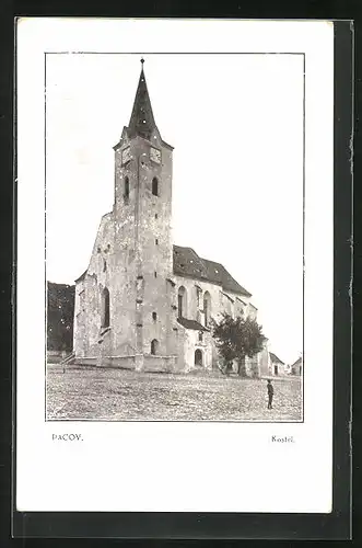 AK Pacov, Kostel, Blick auf die Kirche