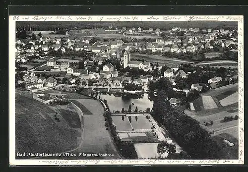 AK Bad Klosterlausnitz i. Thür., Fliegeraufnahme der Stadt mit Kirche