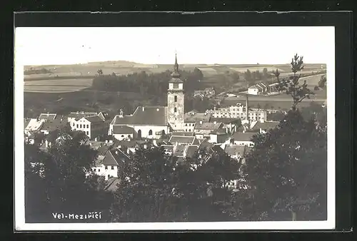 AK Velke Mezirici, Kirche im Ort