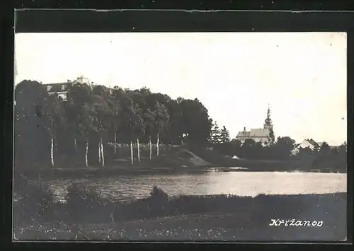 AK Krizanov, Flusspartie mit Blick zur Kirche