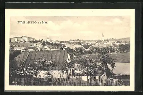 AK Nové Mesto na Morave, Schloss auf Hügel am Rande des Ortes