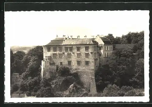 AK Velke Mezirici, Zamek