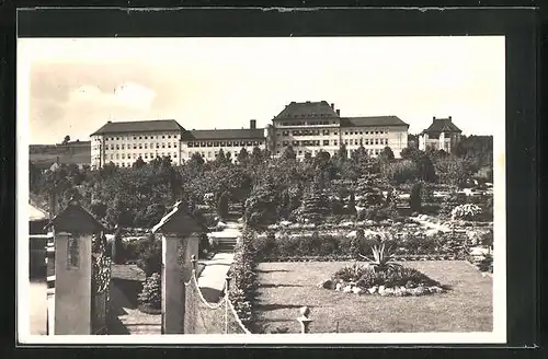 AK Velke Mezirici, Divci ustav Svetla