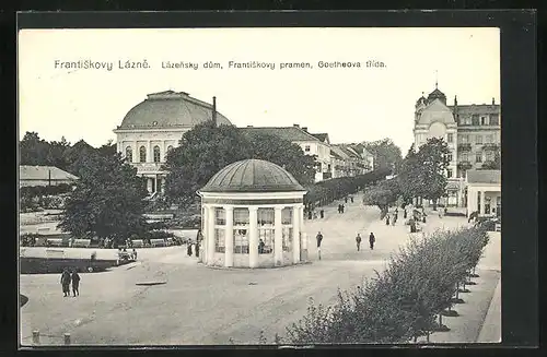 AK Franzensbad, Kursaal, Franzensquelle und Strassenpartie