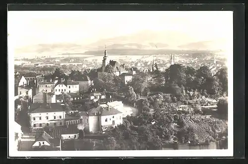 AK Frydek, Blick über die Stadt auf die Berge