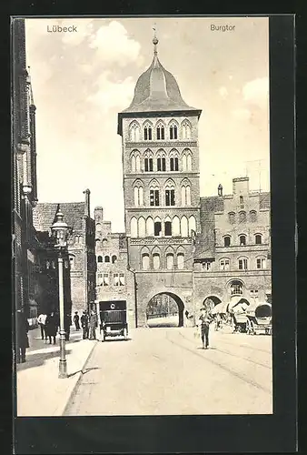 AK Lübeck, Blick zum Burgtor