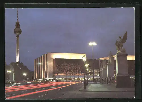 AK Berlin, moderne Architektur, Marx-Engels-Brücke und Fernsehturm