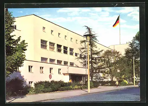 AK Bonn am Rhein, moderne Architektur, das Bundeshaus, Ansicht von der Landseite