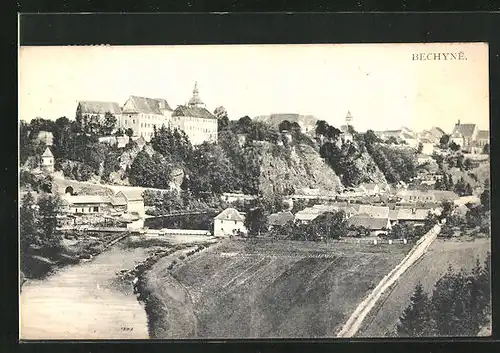 AK Bechyne, Blick von den Feldern am Flussufer hinauf zum Schloss
