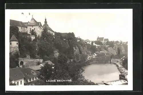 AK Bechyne, das Schloss über der Stadt und dem Fluss