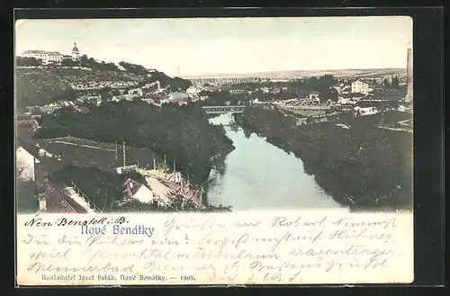 AK Nove Benatky, Blick über die Stadt, das Schloss über der Stadt