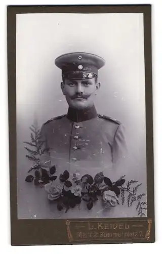 Fotografie L. Keidel, Metz, Kammerplatz 7, Soldat des 4. b. IR