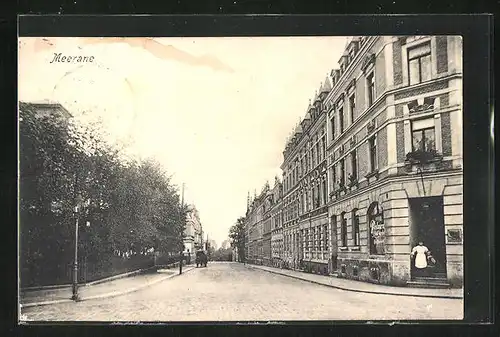 AK Meerane, Strassenpartie im Ort mit Restaurant