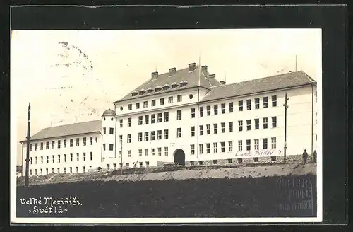 AK Velke Mezirici, Svetla